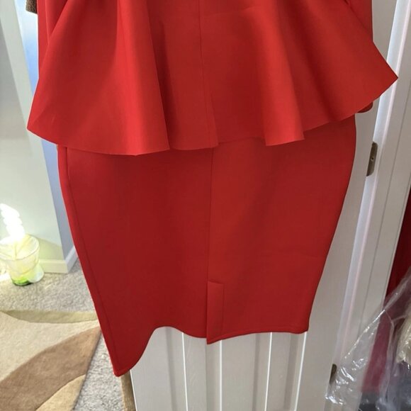 EY Signature Ruffle Shoulder Red Suit w/Peplum Bottom Jacket & Skirt, Plus Sz:2X - Picture 7 of 9